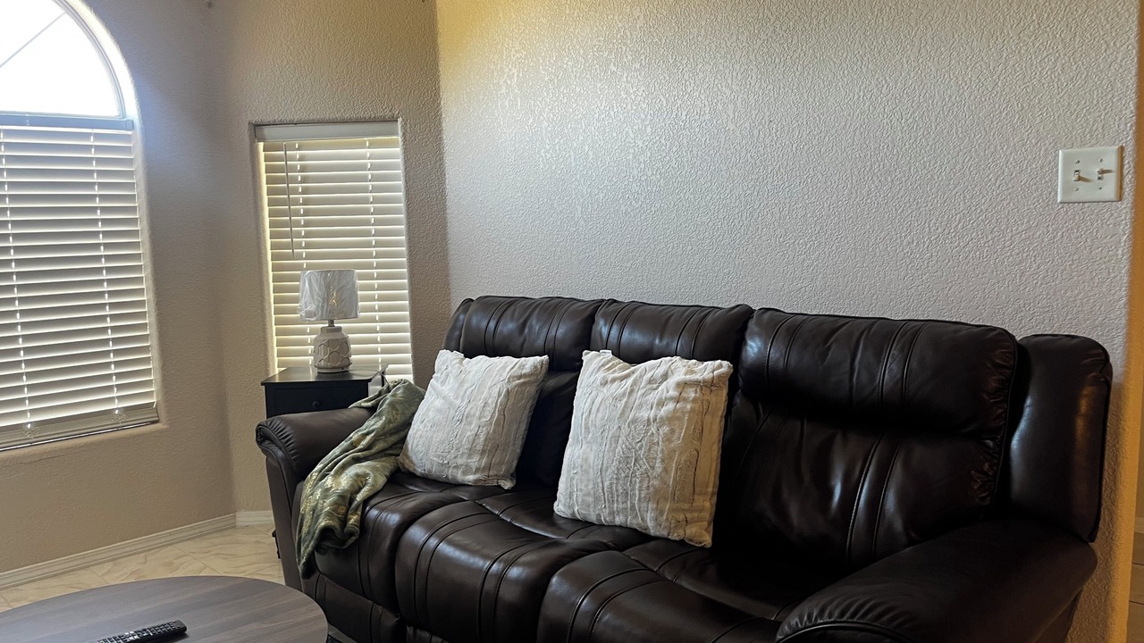 Photo of Livingroom in Somerton