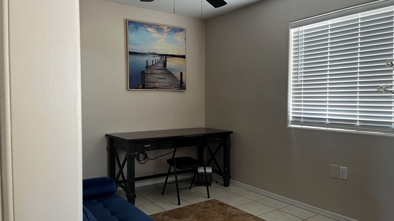 Photo of Livingroom in Somerton