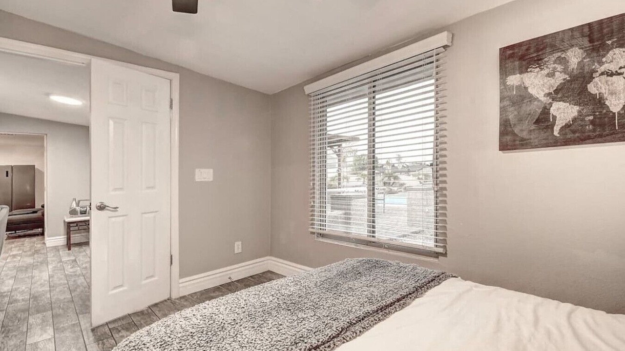 Photo of Bedroom in Paradise Valley Village