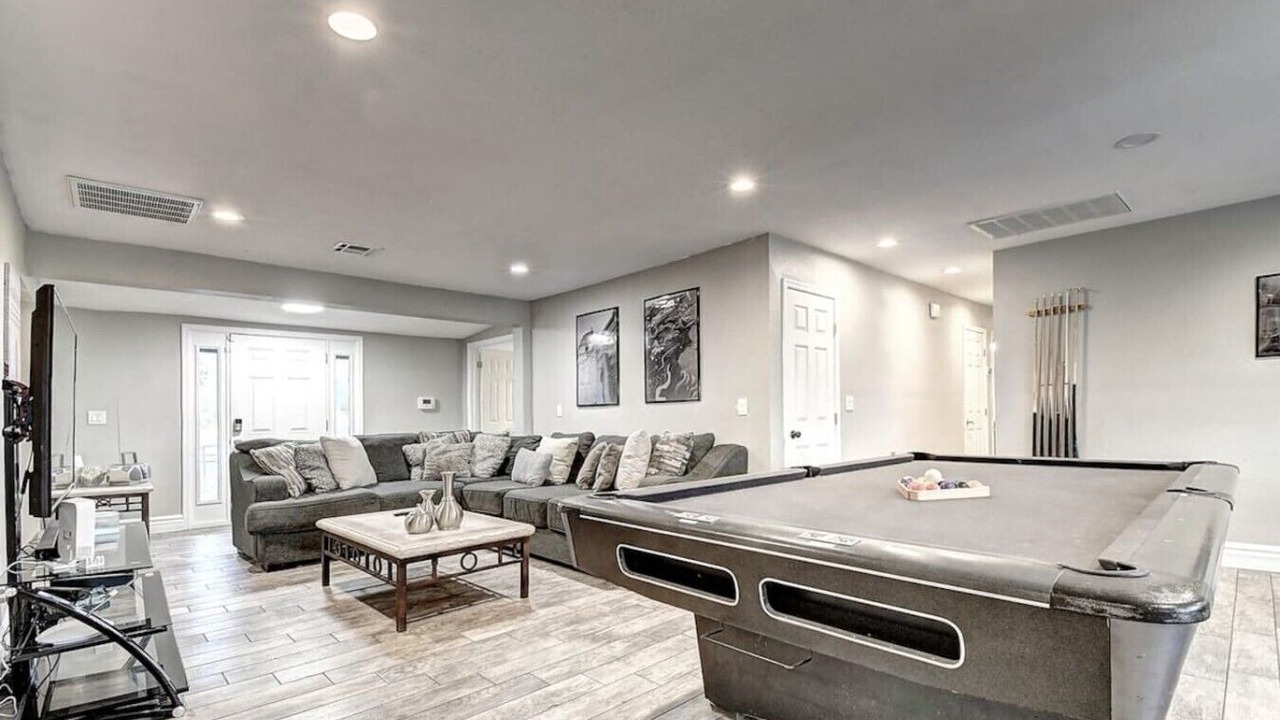 Photo of Livingroom in Paradise Valley Village