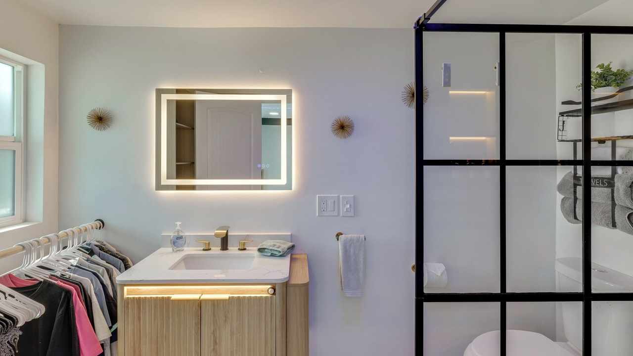 Photo of Bathroom in Encanto