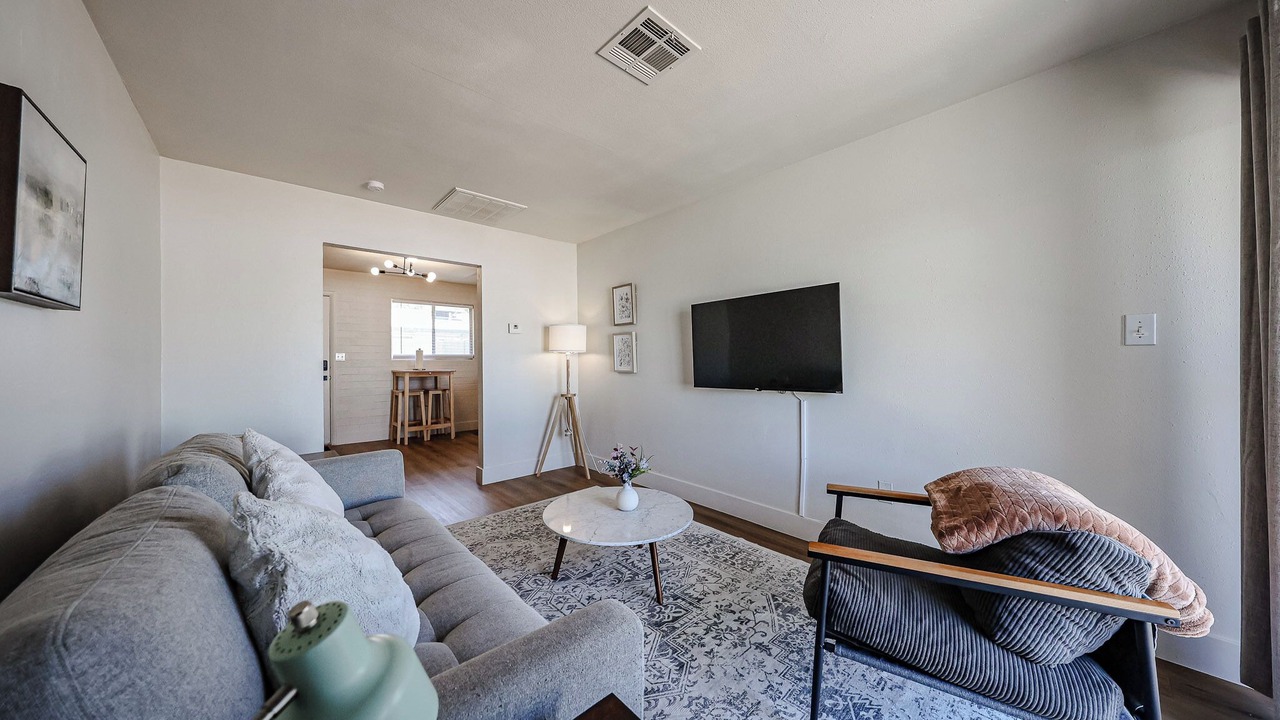 Photo of Livingroom in Encanto
