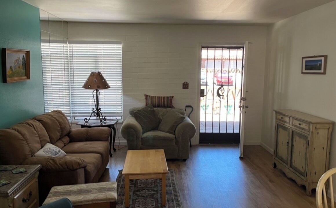 Photo of Livingroom in Tucson Green Valley Townhouse Apartment