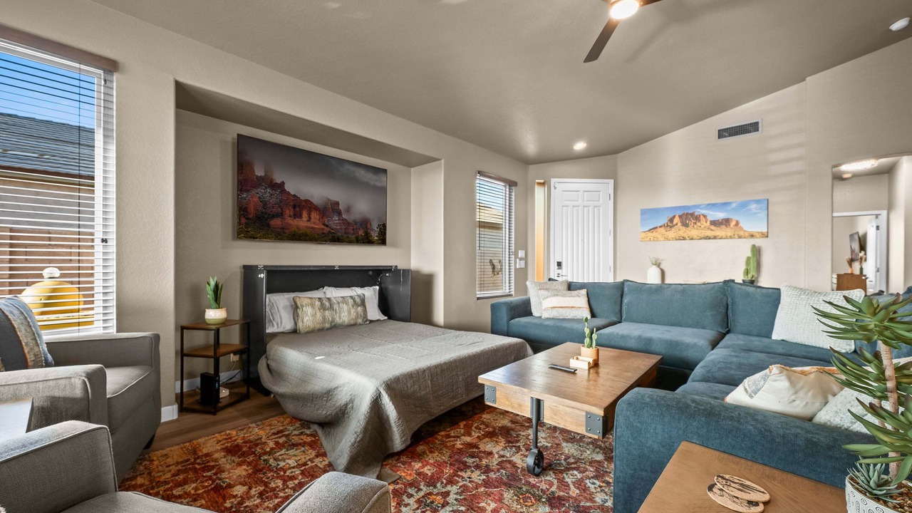 Photo of Livingroom in Gold Canyon