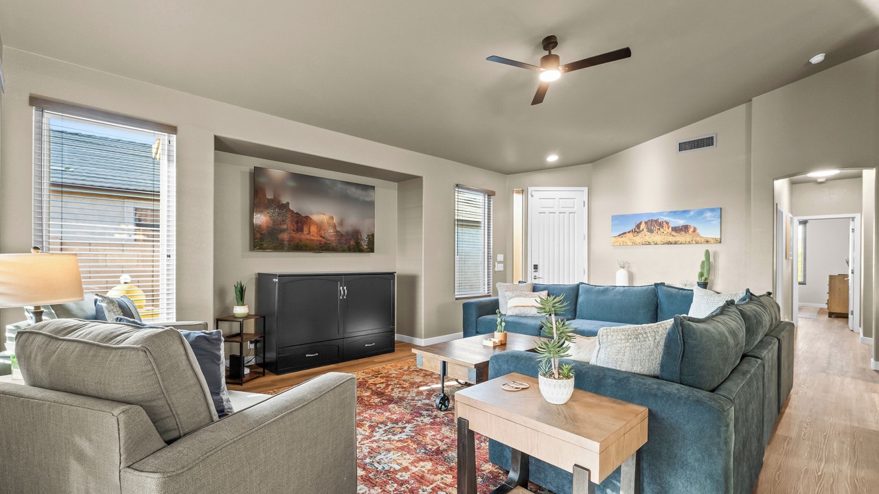 Photo of Livingroom in Gold Canyon