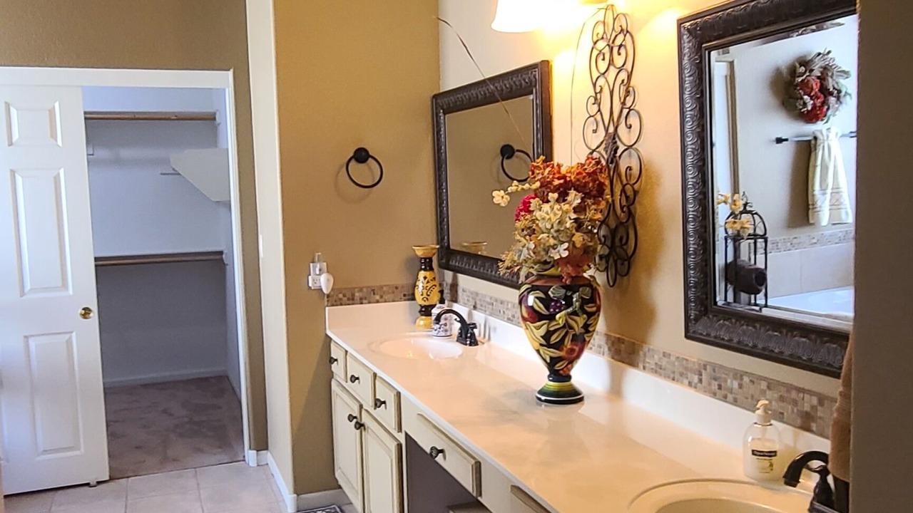 Photo of Bathroom in Gold Canyon