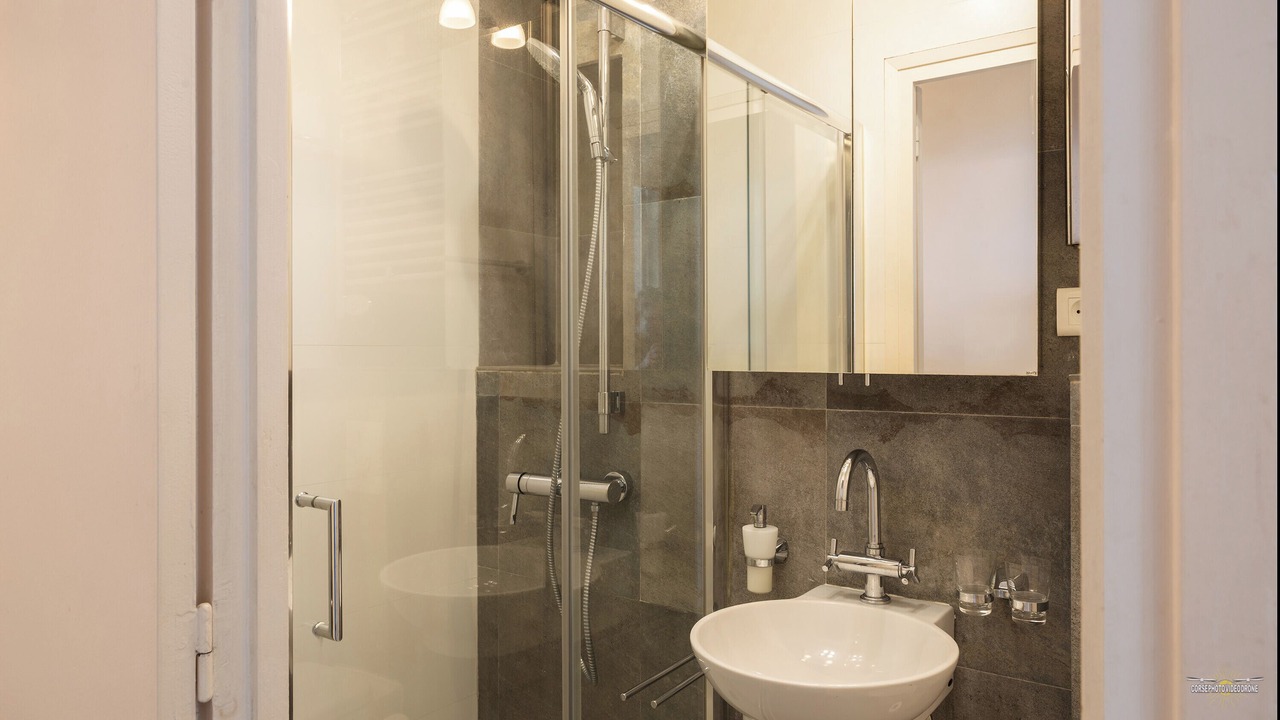 Photo of Bathroom in Erbalunga