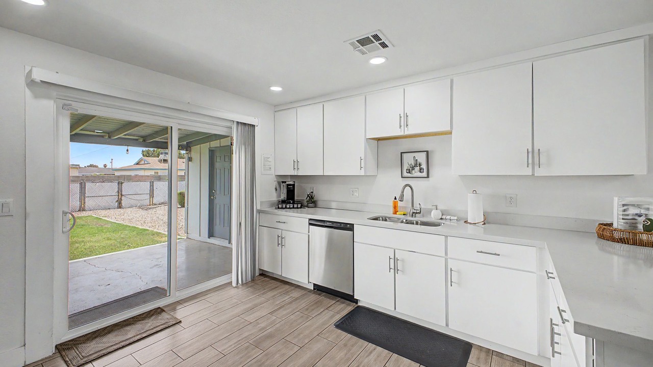 Photo of Kitchen in New Papago Parkway