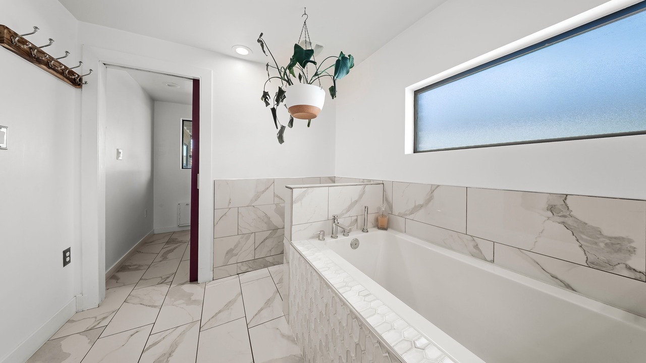 Photo of Bathroom in Encanto