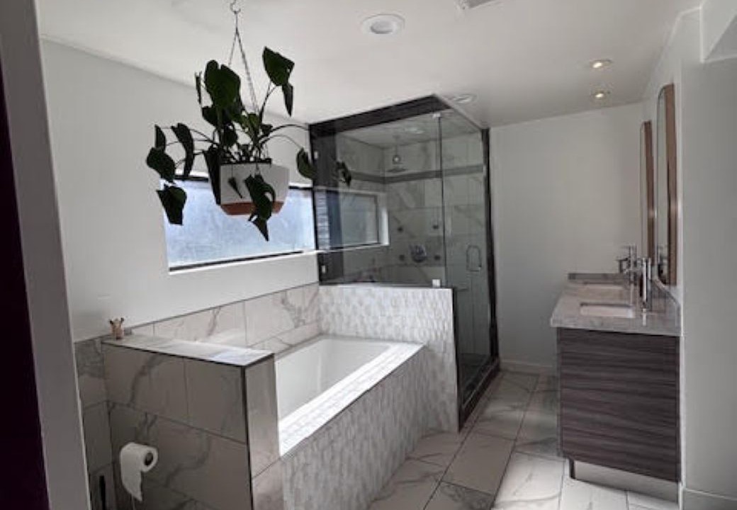 Photo of Bathroom in Encanto