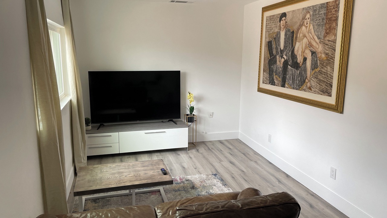 Photo of Livingroom in Downtown Phoenix