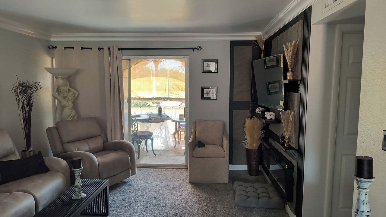 Photo of Livingroom in Arcadia