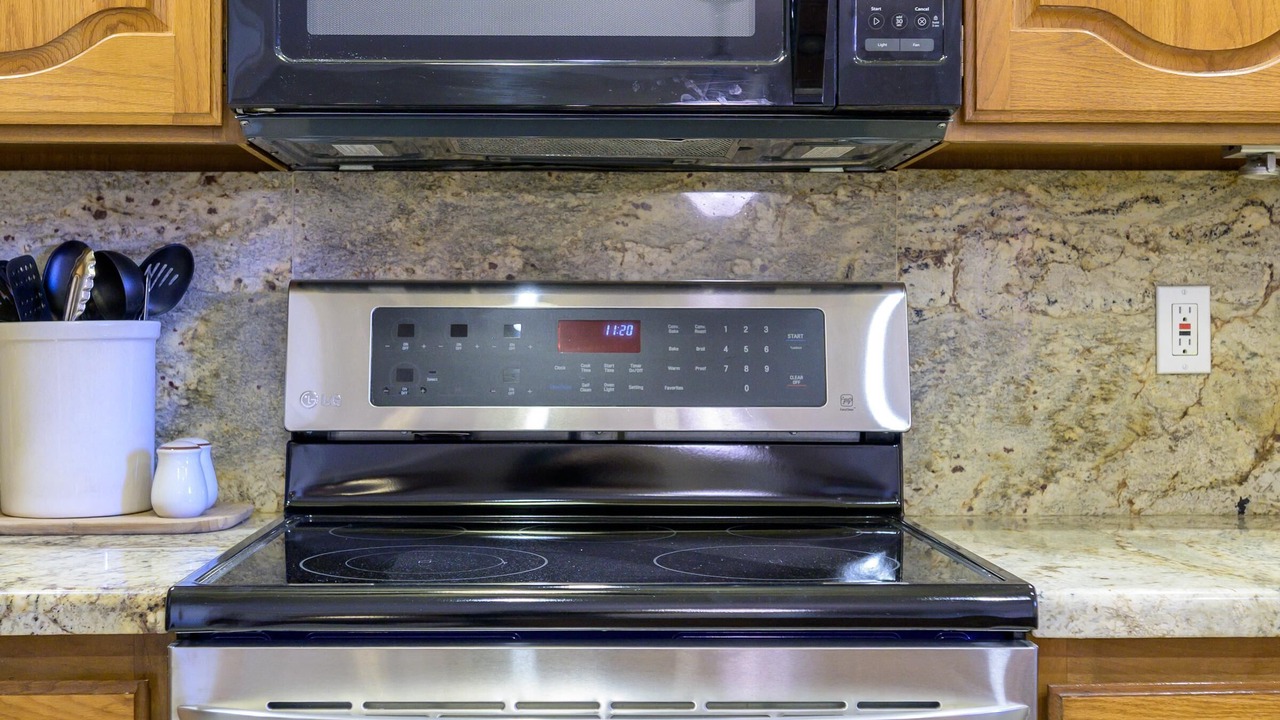 Photo of Kitchen in Paradise Valley Village