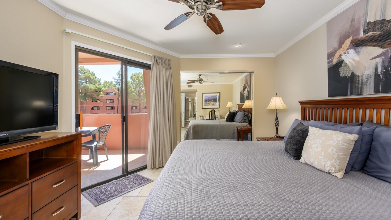 Photo of Patio Balcony in Paradise Valley Village