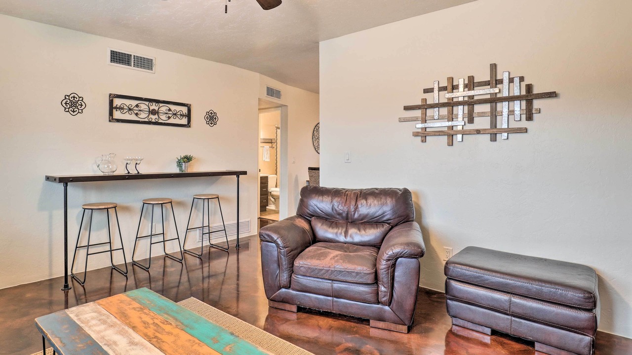 Photo of Livingroom in Tucson