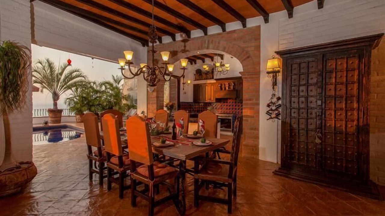 Photo of Outdoor in Romantic Zone