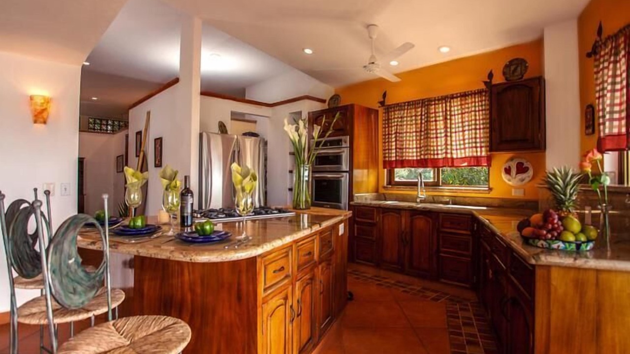 Photo of Kitchen in Romantic Zone