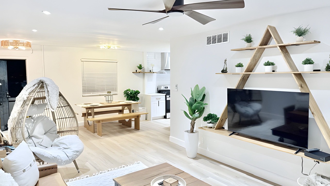 Photo of Bedroom in Entertainment District