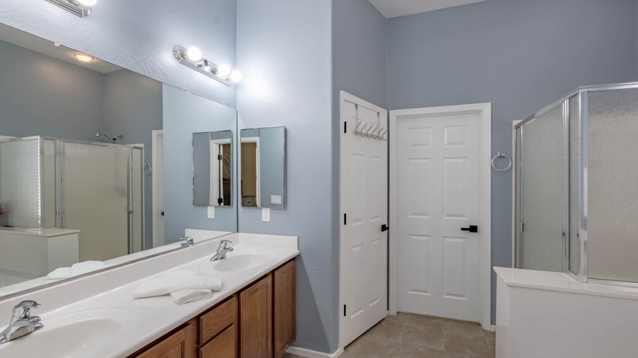 Photo of Bathroom in Surprise Farms