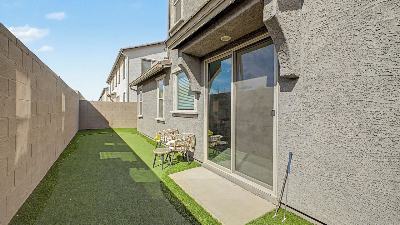 Photo of Patio Balcony in Estrella Village