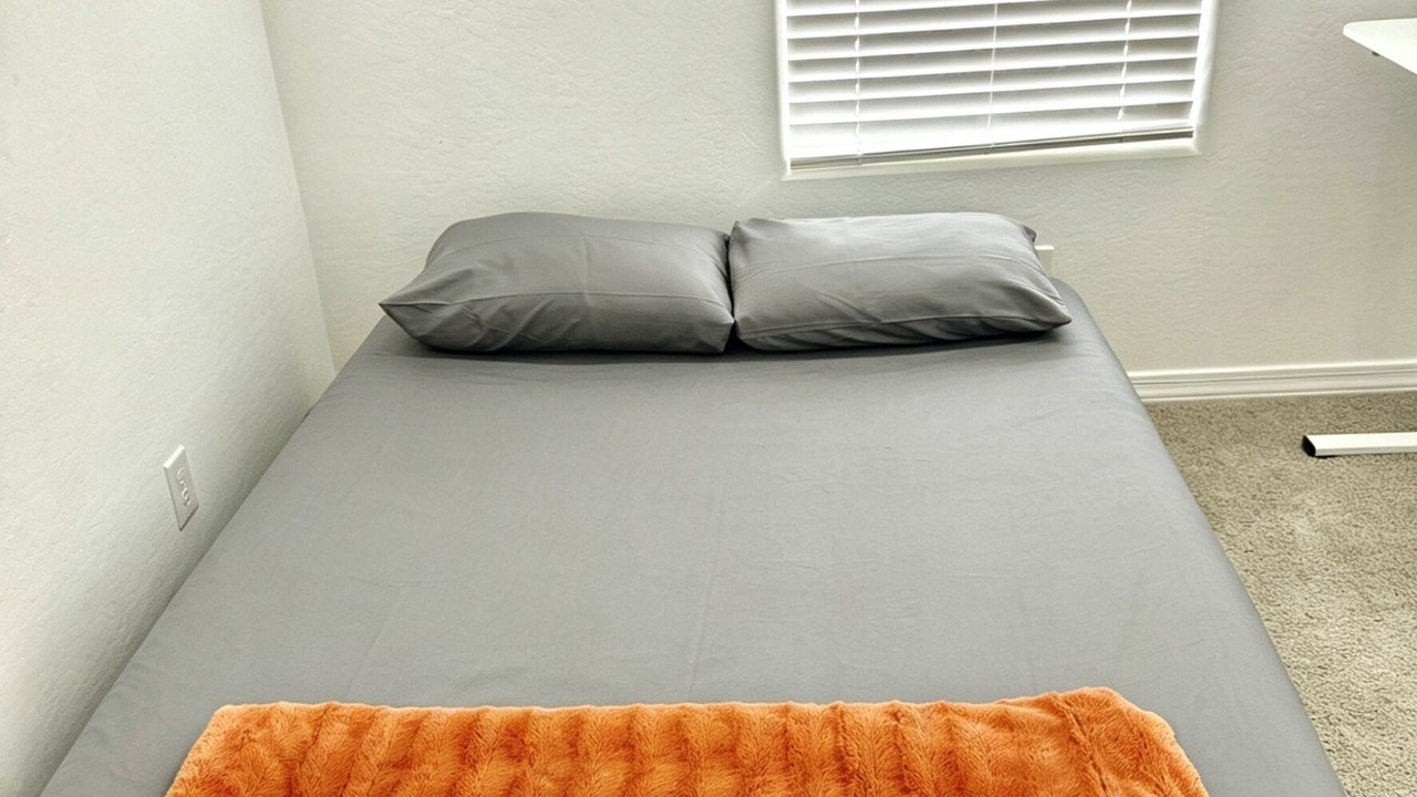 Photo of Bedroom in Estrella Village