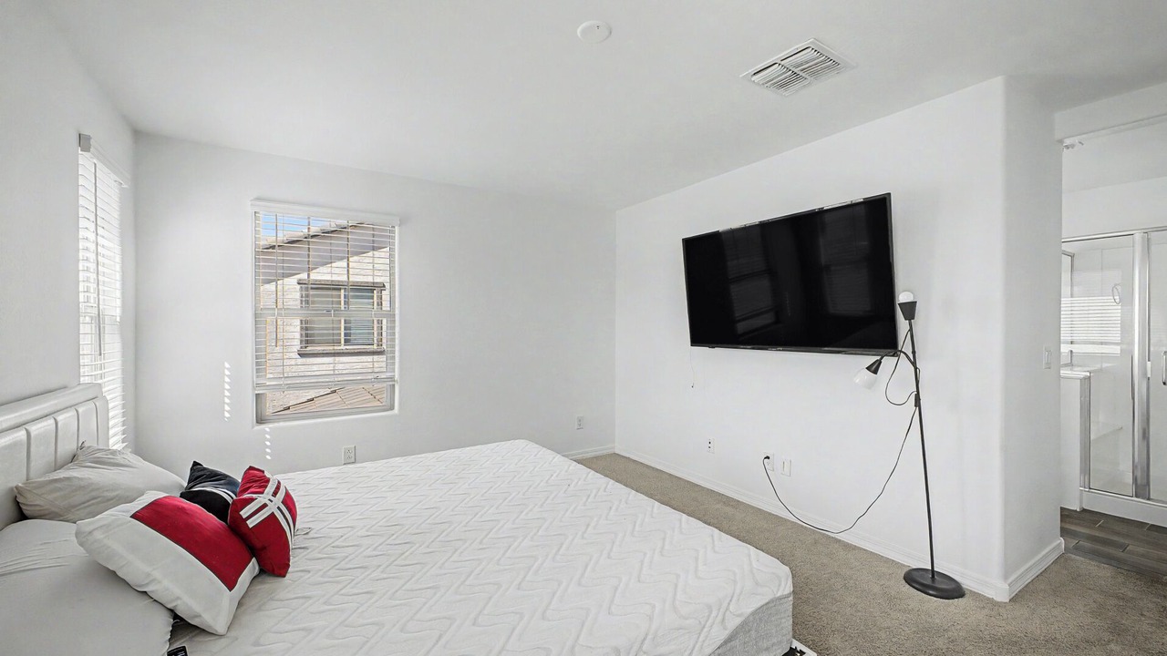 Photo of Bedroom in Estrella Village