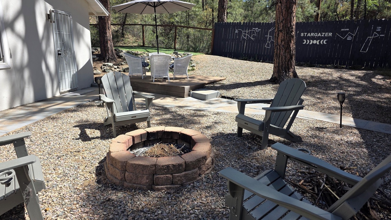 Photo of Patio Balcony in Oak Knoll Village