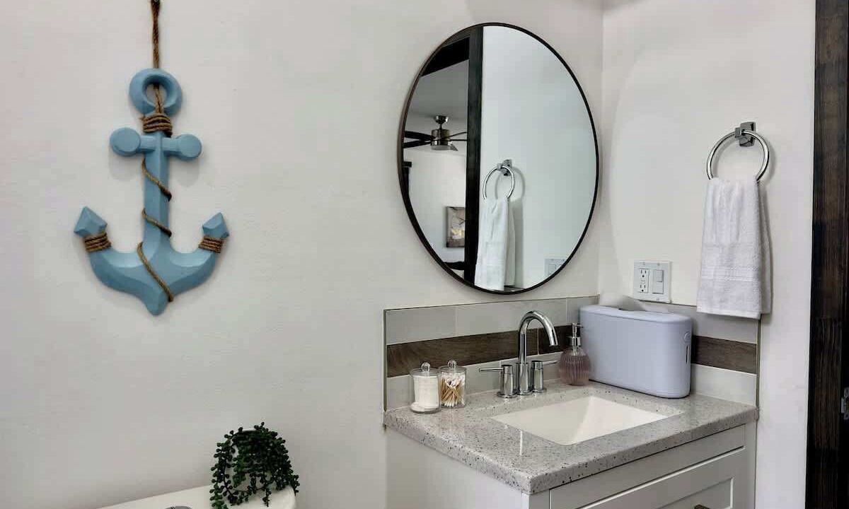 Photo of Bathroom in La Joya