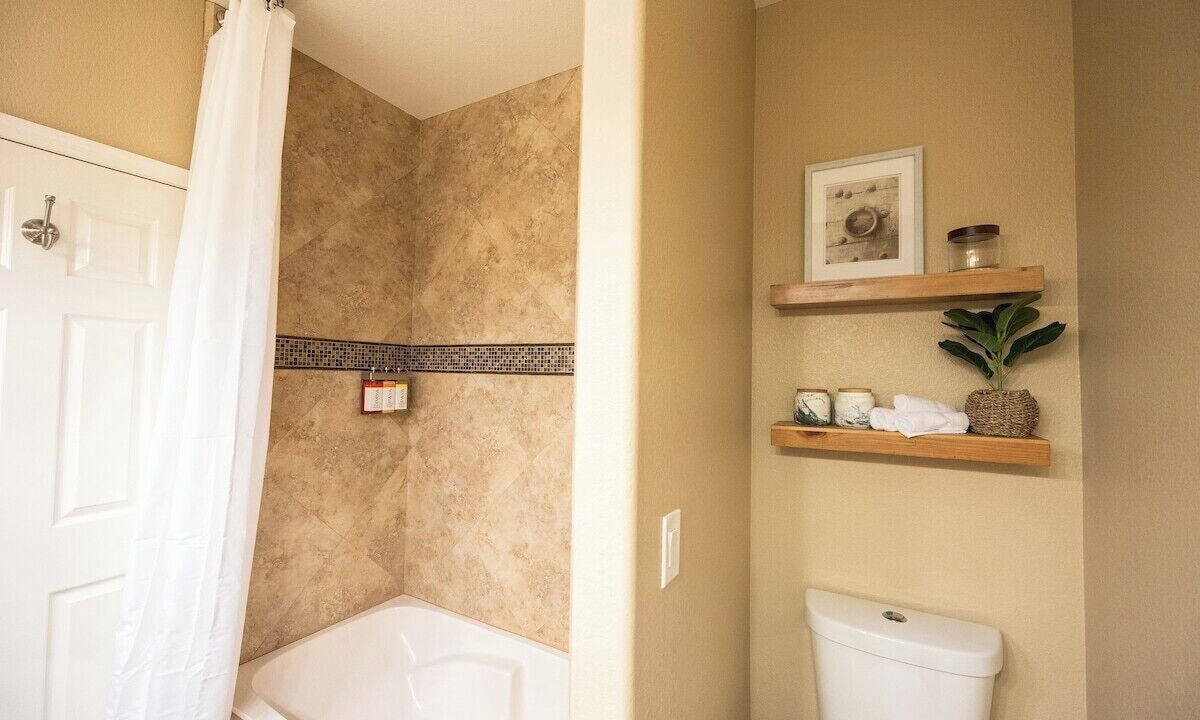 Photo of Bathroom in Paradise Park Vista