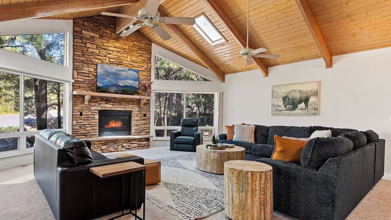 Photo of Livingroom in Munds Park