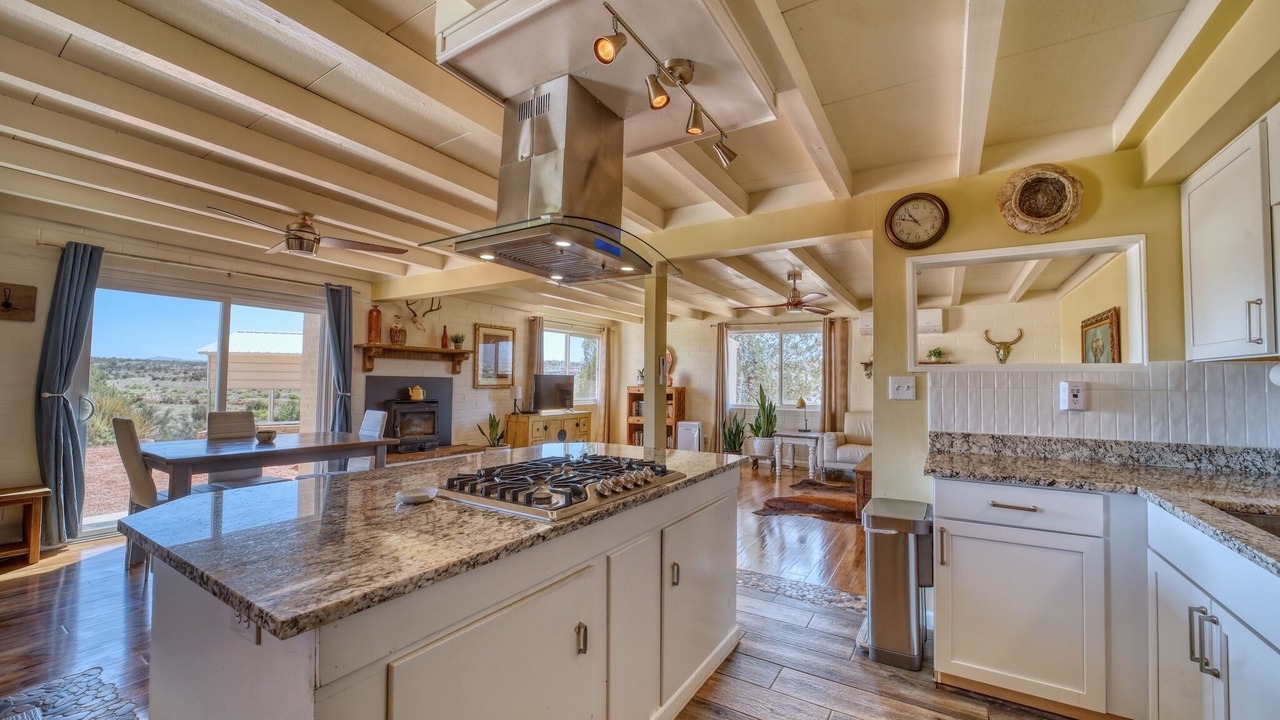 Photo of Kitchen in Cottonwood