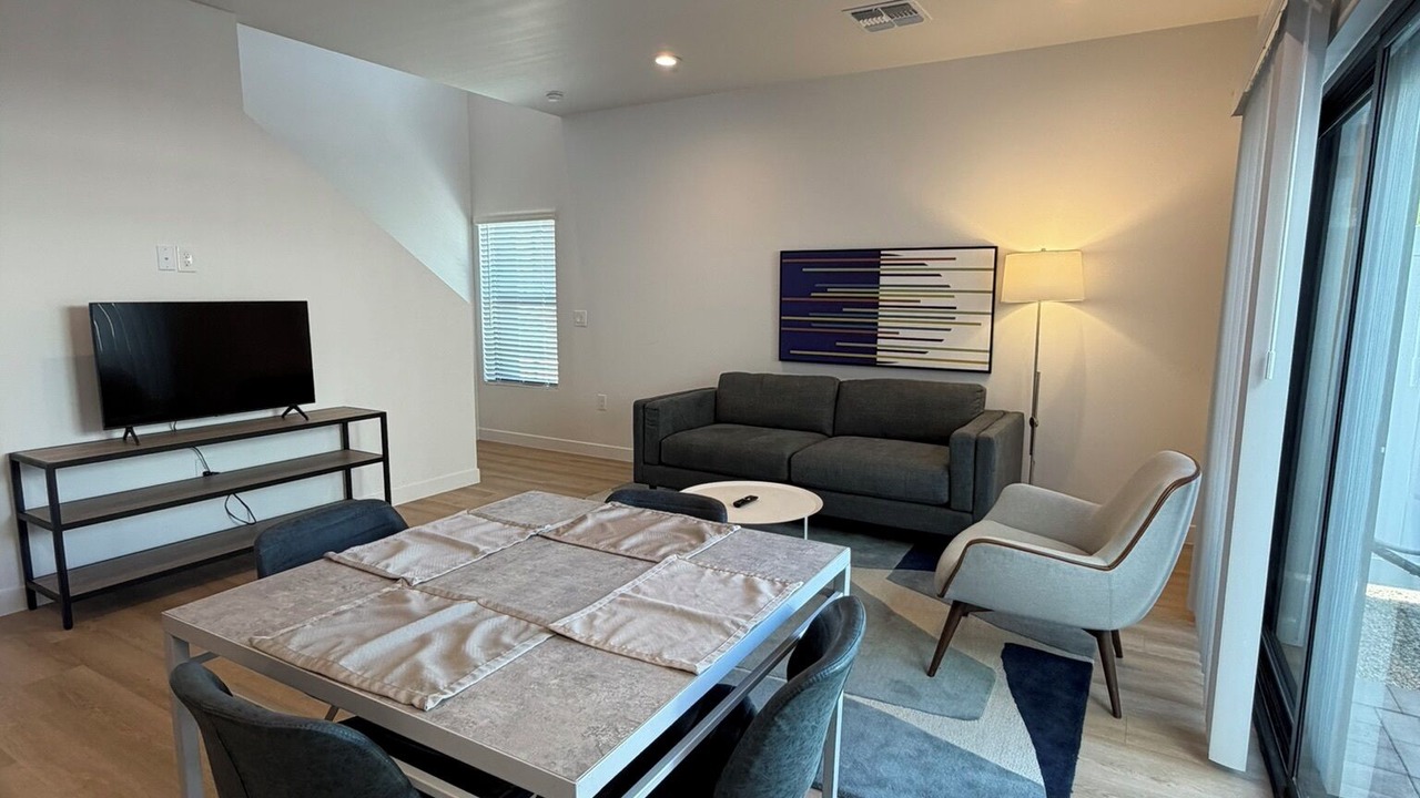 Photo of Livingroom in North Mountain