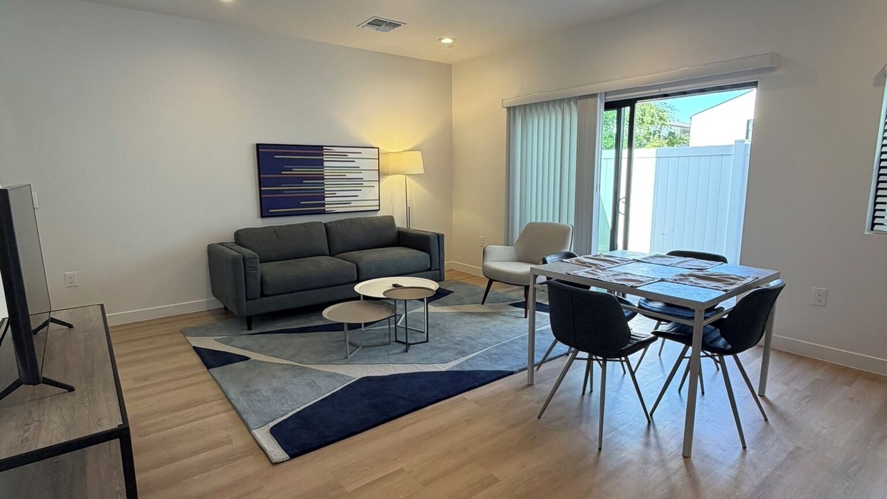 Photo of Livingroom in North Mountain