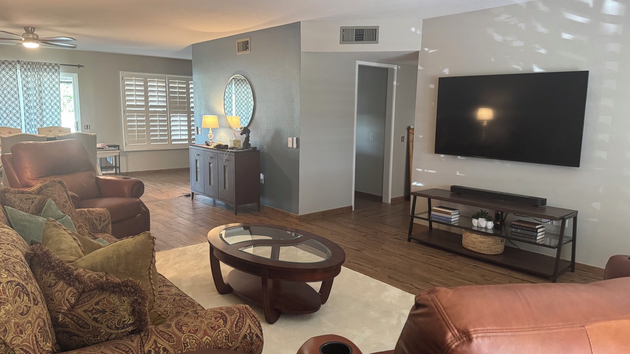 Photo of Livingroom in Sun City