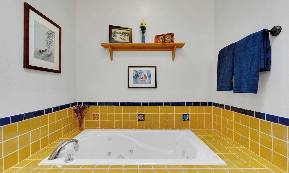 Photo of Bathroom in Tucson Estates
