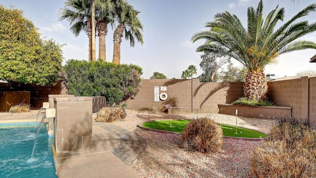 Photo of Outdoor in Paradise Valley Village