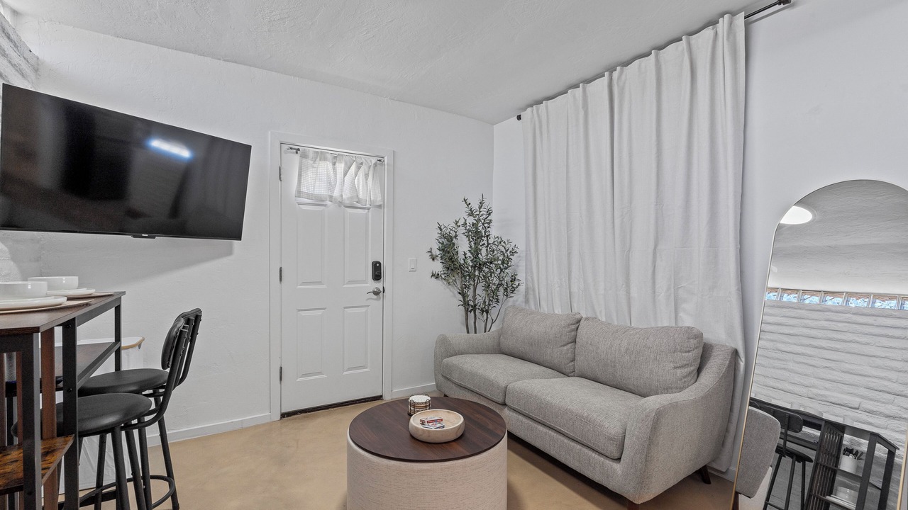 Photo of Livingroom in Tucson