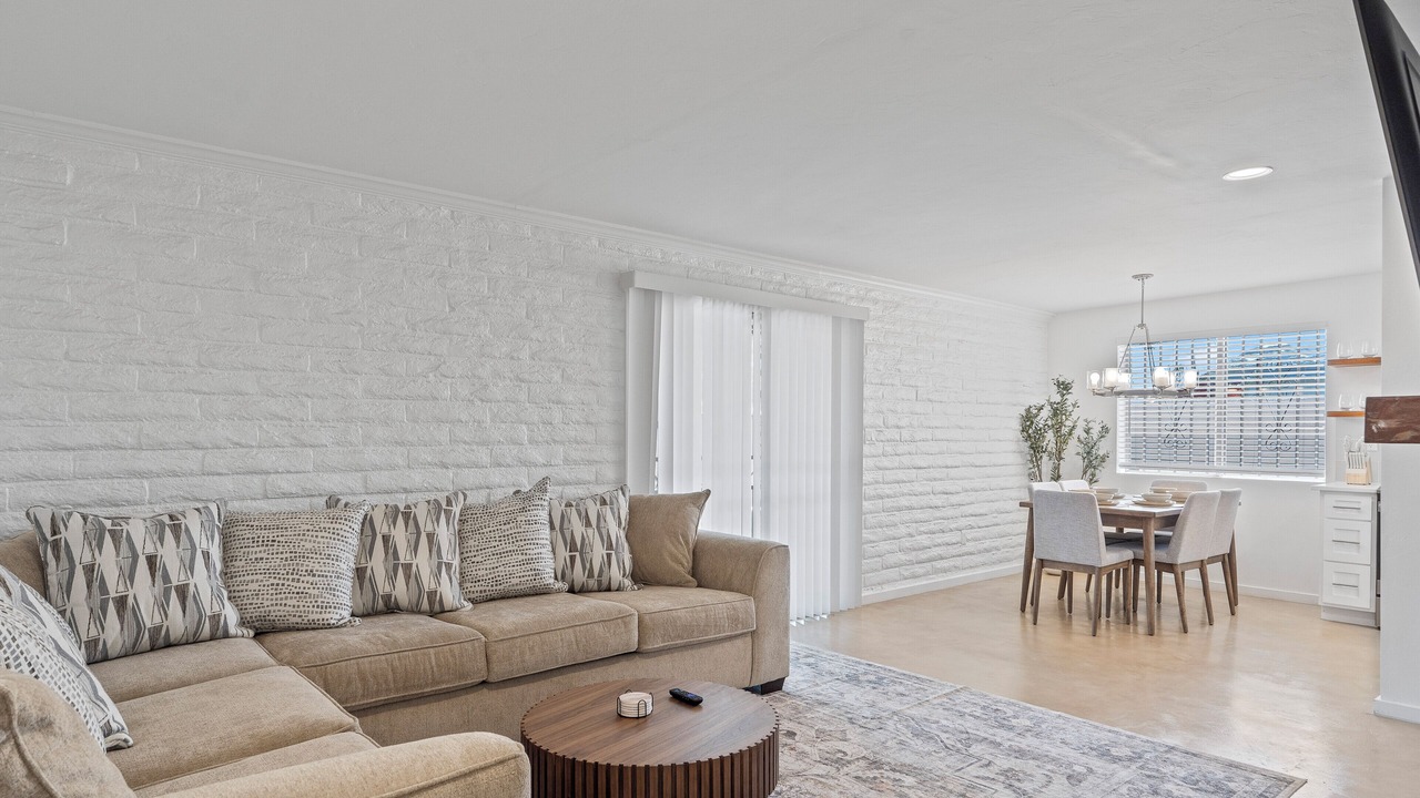 Photo of Livingroom in Tucson