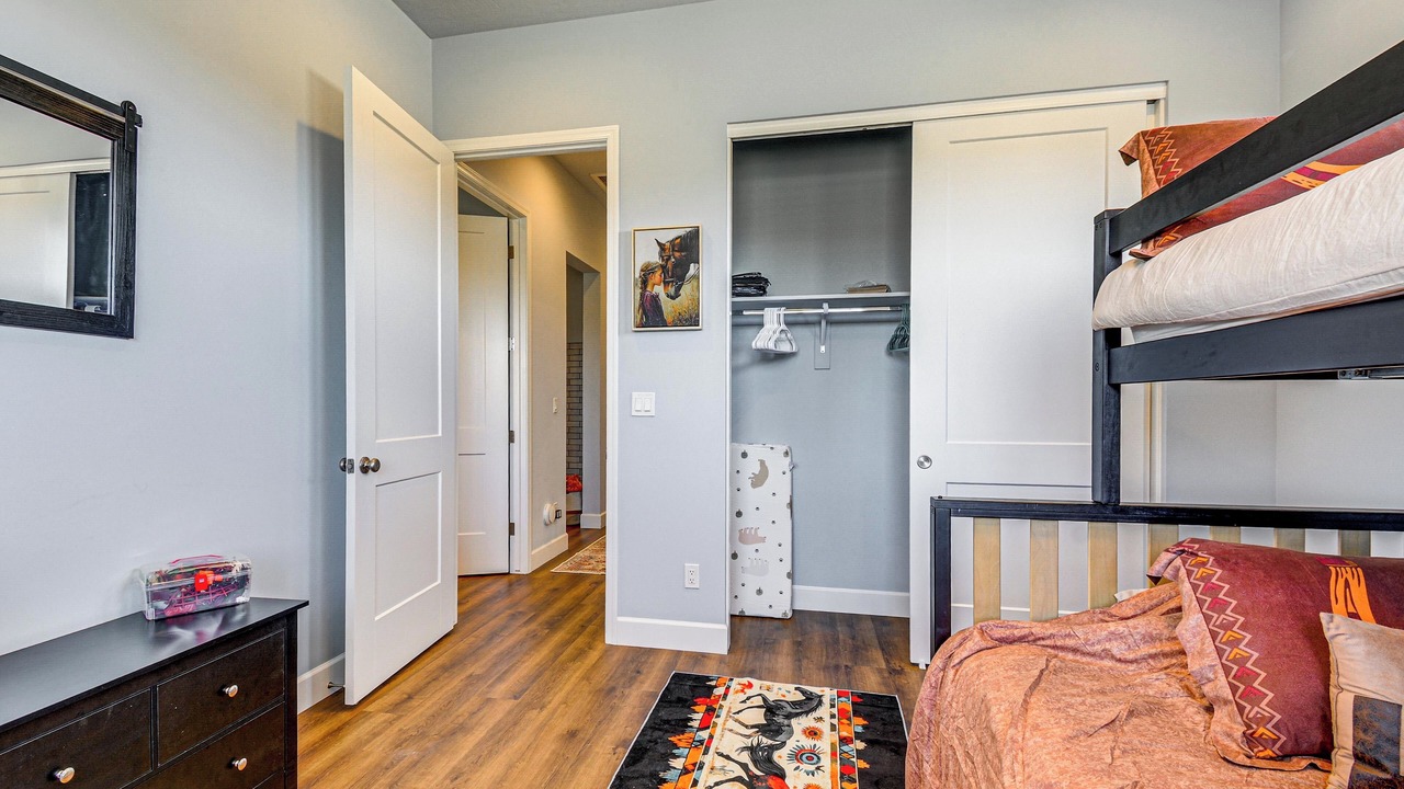 Photo of Bedroom in Williamson