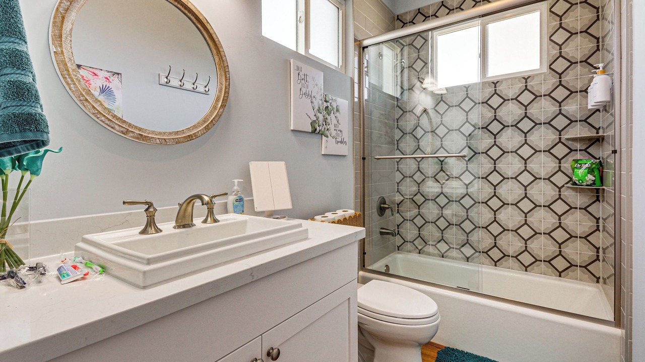 Photo of Bathroom in Williamson