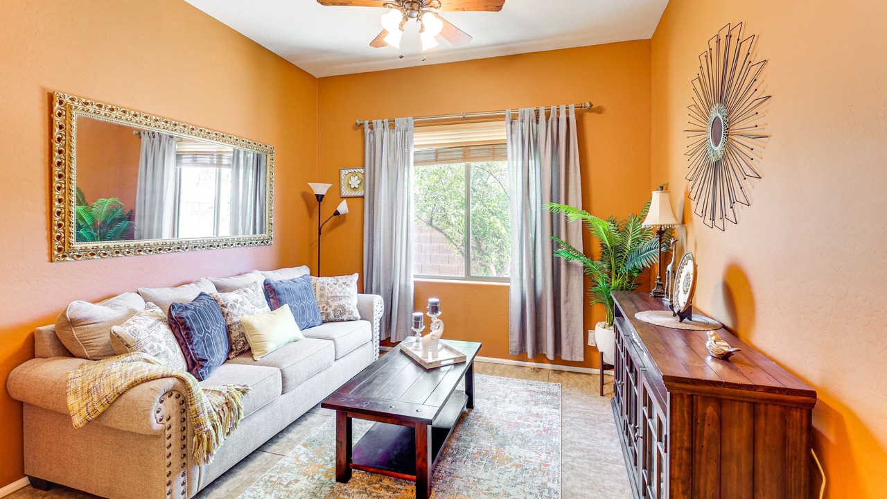 Photo of Livingroom in Maricopa