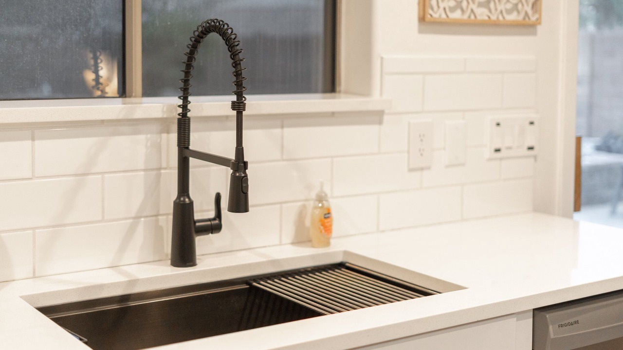 Photo of Kitchen in Legacy Parc