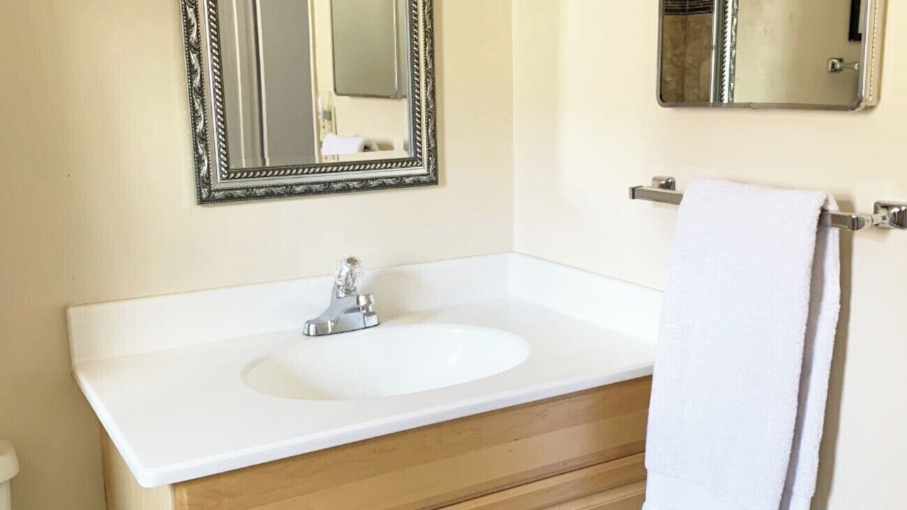 Photo of Bathroom in La Canada Desert Homesites