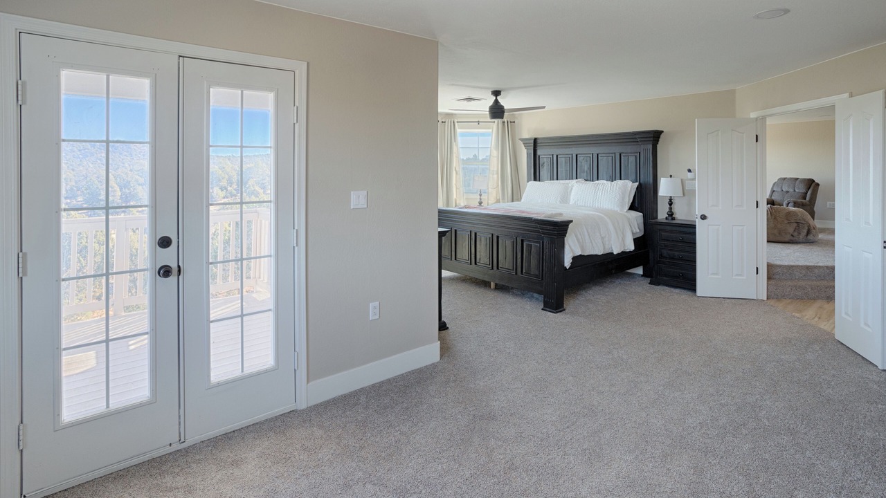 Photo of Bedroom in Clay Springs