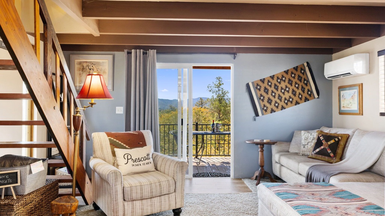 Photo of Livingroom in Prescott