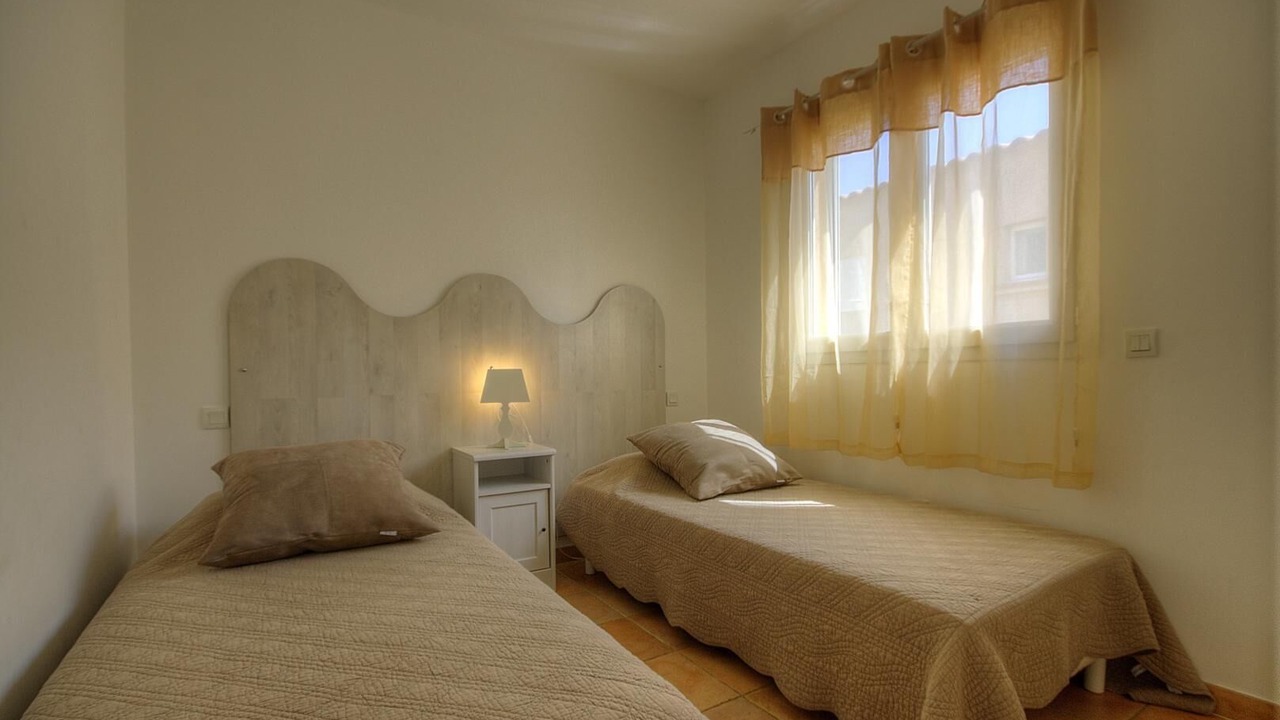 Photo of Bedroom in Serra-di-Ferro
