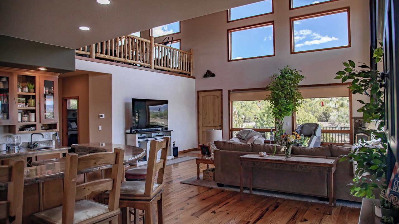 Photo of Livingroom in Springerville