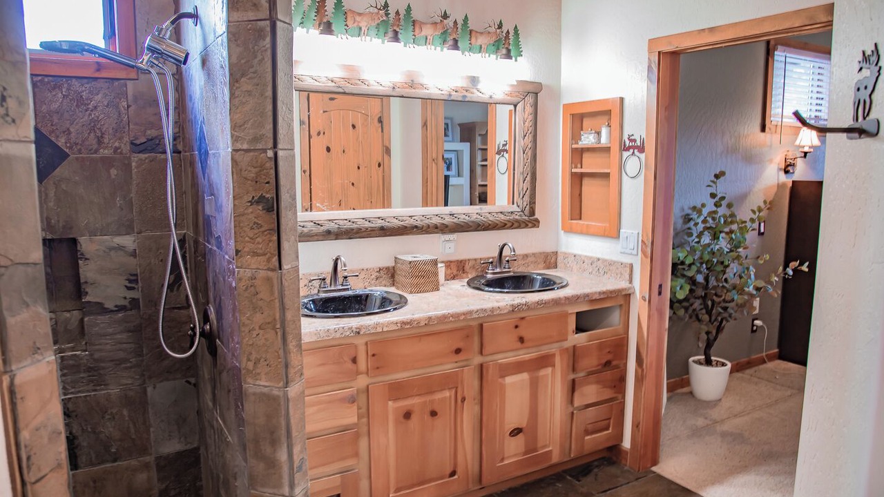 Photo of Bathroom in Springerville