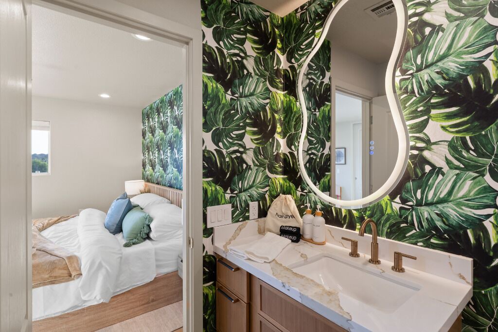 Photo of Bathroom in Parker Strip