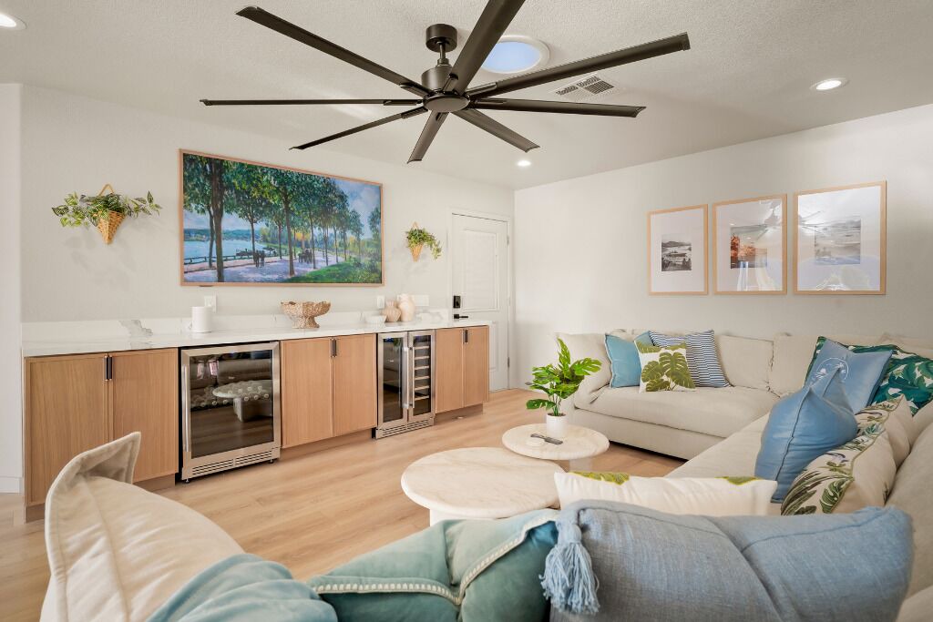 Photo of Livingroom in Parker Strip